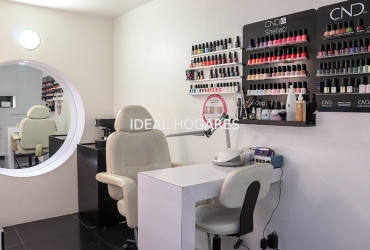 Negocio-Otros negocios-Se vende local + negocio de estética en  11