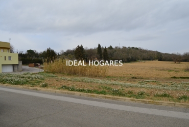 Terreno y solar-Solar urbano-Exclusivo en el Casco Urbano de Cruïlles 8