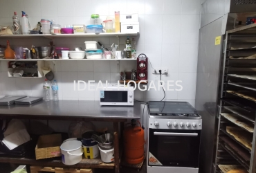 Negocio-Tienda-TRASPASO PANADERIA CON LICENCIA DE OBRAD 10