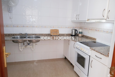 Vivienda-Apartamento-ADOSADO EN RODA DE BERA CENTRO 2