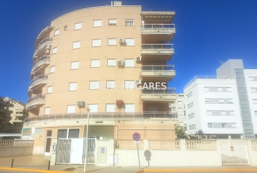 Vivienda-Apartamento-Piso reformado con piscina y ascensor a  7