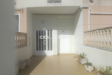 Vivienda-Apartamento-Piso reformado con piscina y ascensor a  10