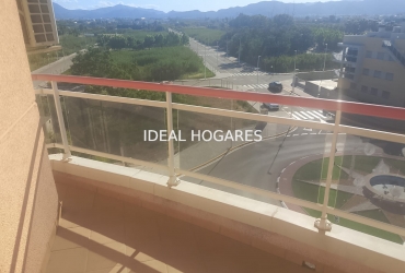 Vivienda-Apartamento-Piso reformado con piscina y ascensor a  18