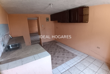 Inversión-Vivienda  con inquilinos-Vendo 3 propiedades en un solo terreno  18