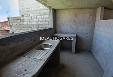 Inversión-Vivienda  con inquilinos-Vendo 3 propiedades en un solo terreno  26