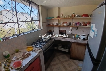 Inversión-Vivienda  con inquilinos-Vendo 3 propiedades en un solo terreno  4