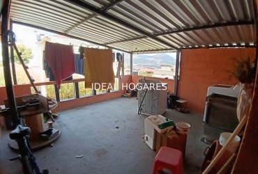 Inversión-Vivienda  con inquilinos-Vendo 3 propiedades en un solo terreno  39