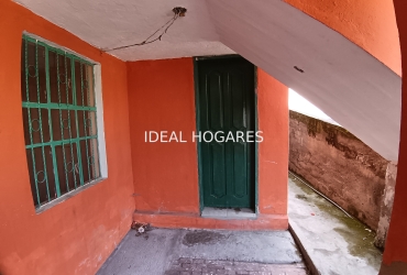 Inversión-Vivienda  con inquilinos-Vendo 3 propiedades en un solo terreno  24