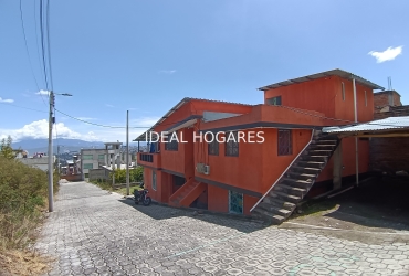 Inversión-Vivienda  con inquilinos-Vendo 3 propiedades en un solo terreno  2