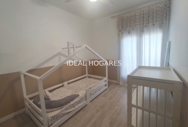 Vivienda-Piso-Piso luminoso  con terraza y trastero en 13