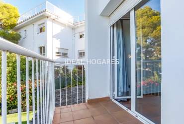 Vivienda-Casa Adosada-Casa adosada a la venta en Vallpineda Sa 21
