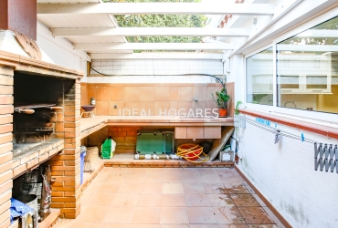 Vivienda-Casa Adosada-Casa adosada a la venta en Vallpineda Sa 16