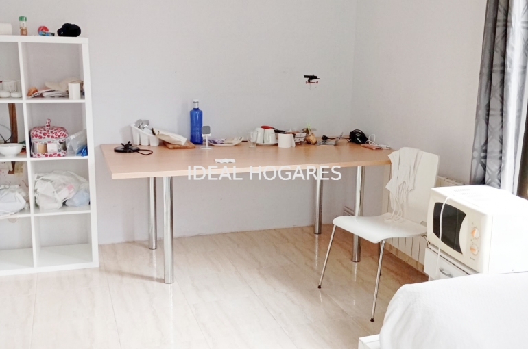 Vivienda-Piso-Espectacular finca regia esquinera junto 7