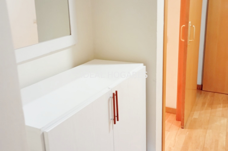 Vivienda-Piso-Ubicación inmejorable junto a Plaza Urqu 9