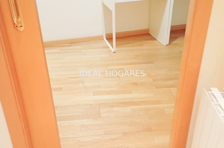 Vivienda-Piso-Ubicación inmejorable junto a Plaza Urqu 26