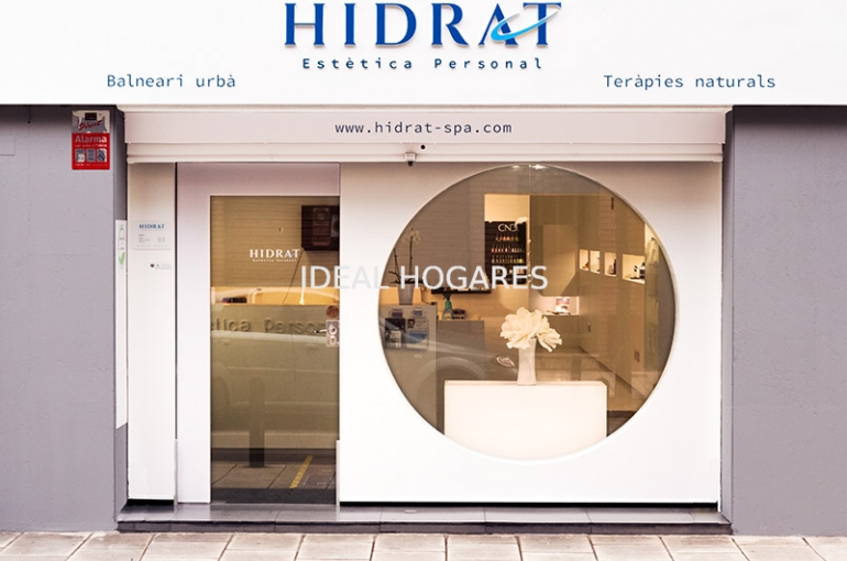 Negocio-Otros negocios-Se vende local + negocio de estética en  1