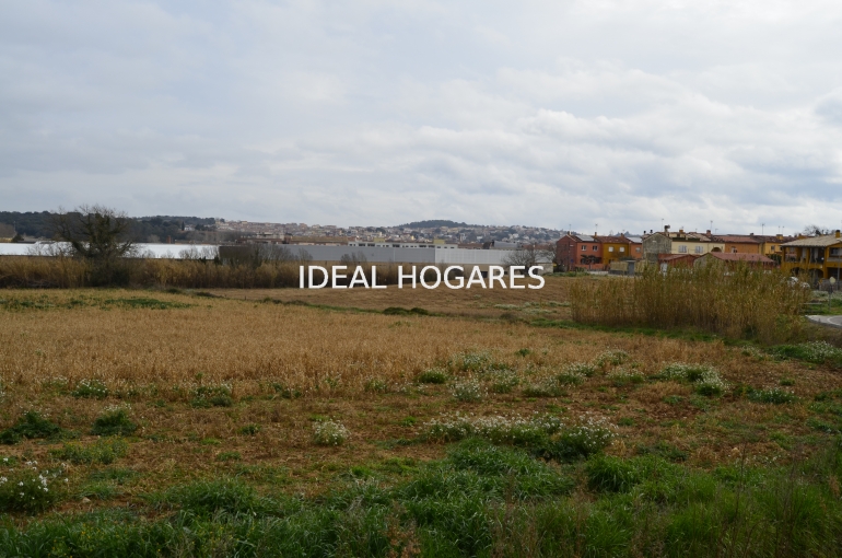 Terreno y solar-Solar urbano-Exclusivo en el Casco Urbano de Cruïlles 6