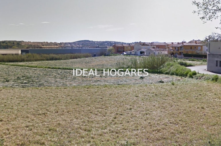 Terreno y solar-Solar urbano-Exclusivo en el Casco Urbano de Cruïlles 23