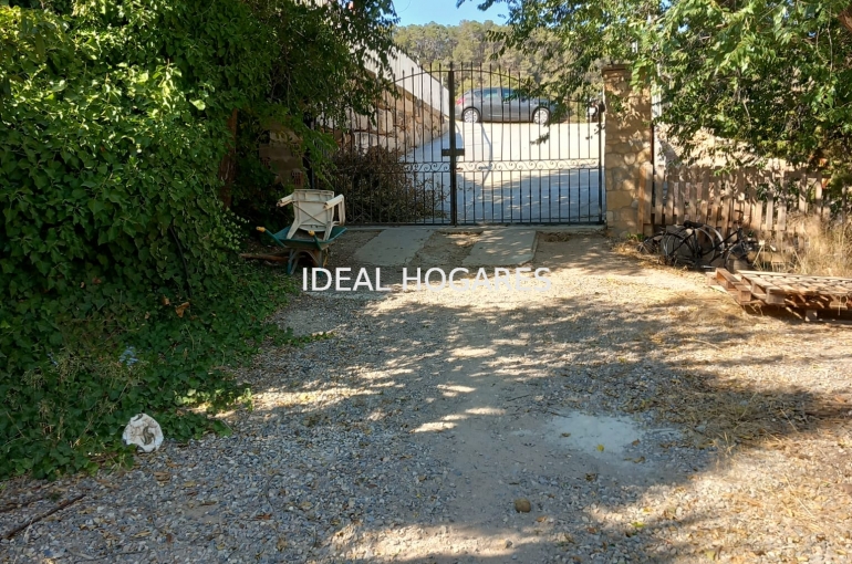 Terreno y solar-Solar urbano-Solar urbano en Tarres 1