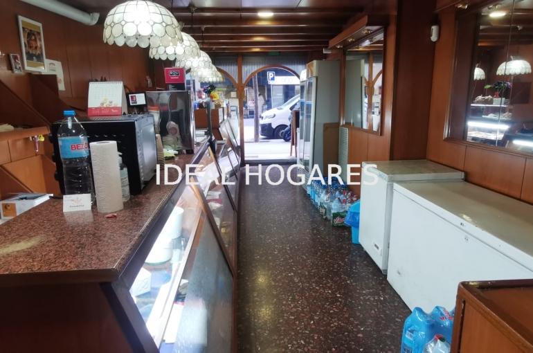 Negocio-Tienda-TRASPASO PANADERIA CON LICENCIA DE OBRAD 1