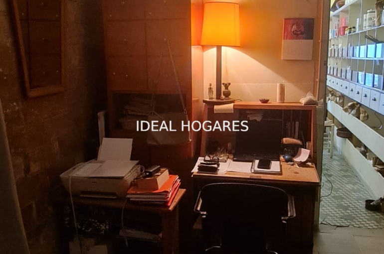 Negocio-Tienda-***HERBOLARIO HISTÓRICO EN EL BORN · LOC 12