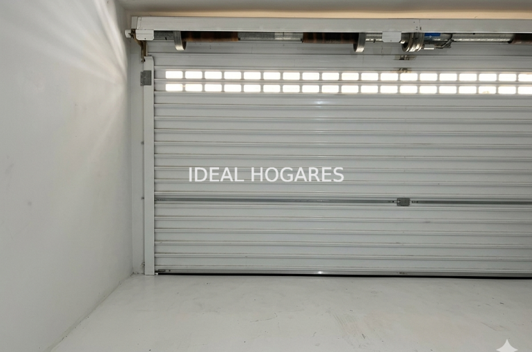 Vivienda-Apartamento-ADOSADO EN RODA DE BERA CENTRO 4