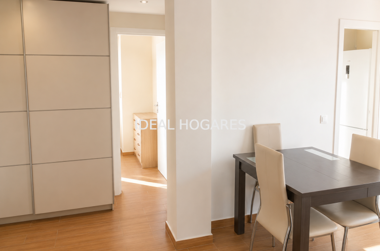 Vivienda-Apartamento-Piso reformado con piscina y ascensor a  3
