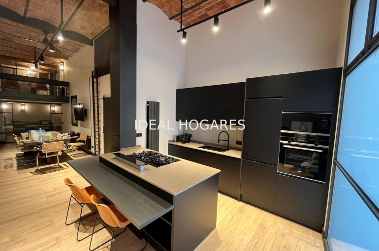 Vivienda-Piso-Piso en venta en Vila de Gràcia, LOFT de 4
