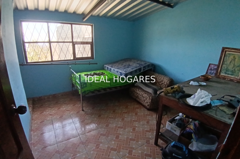 Inversión-Vivienda  con inquilinos-Vendo 3 propiedades en un solo terreno  40