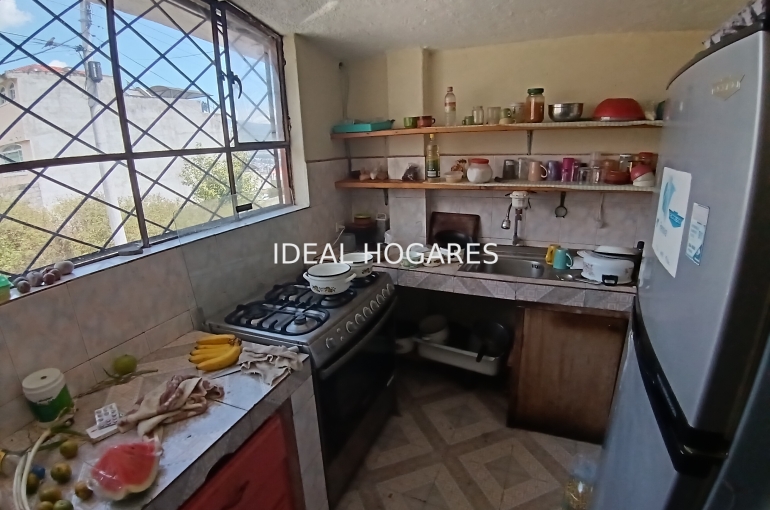 Inversión-Vivienda  con inquilinos-Vendo 3 propiedades en un solo terreno  4