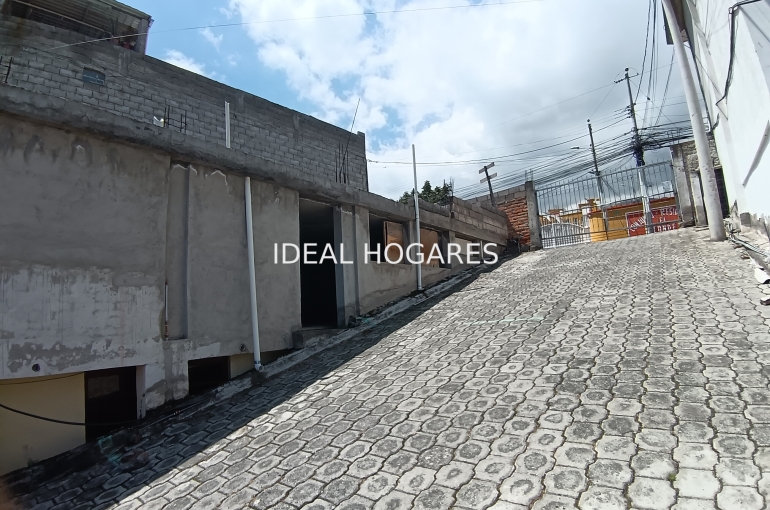 Inversión-Vivienda  con inquilinos-Vendo 3 propiedades en un solo terreno  30