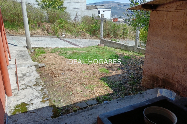 Inversión-Vivienda  con inquilinos-Vendo 3 propiedades en un solo terreno  13