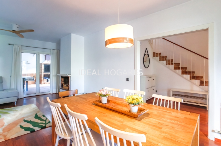 Vivienda-Casa Adosada-Casa adosada a la venta en Vallpineda Sa 6