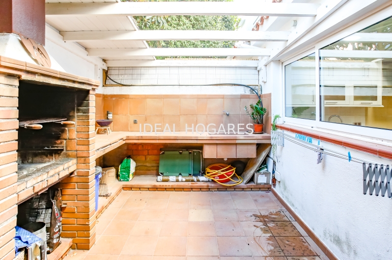 Vivienda-Casa Adosada-Casa adosada a la venta en Vallpineda Sa 16