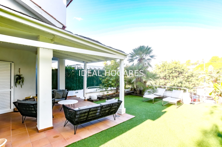 Vivienda-Casa Adosada-Casa adosada a la venta en Vallpineda Sa 36
