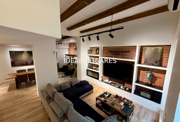 Vivienda-Loft-Loft Dúplex de Autor con Terraza Privada y Jacuzzi en el Corazón de la Ciudad