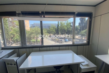 Vivienda-Apartamento-OFICINA EXCLUSIVA EN LES CORTS – LUZ NAT 6