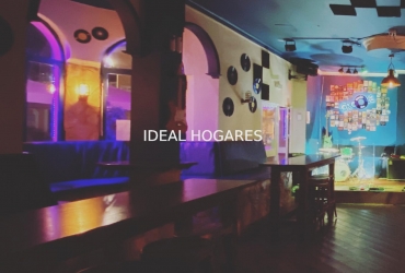 Negocio-Bar-BAR DE COPAS CON AMPLIA TERRAZA EN EL PU 13