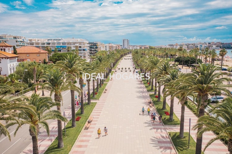 Local comercial-Local comercial-ALQUILER DE LOCAL EN ZONA TURÍSTICA PREM 2