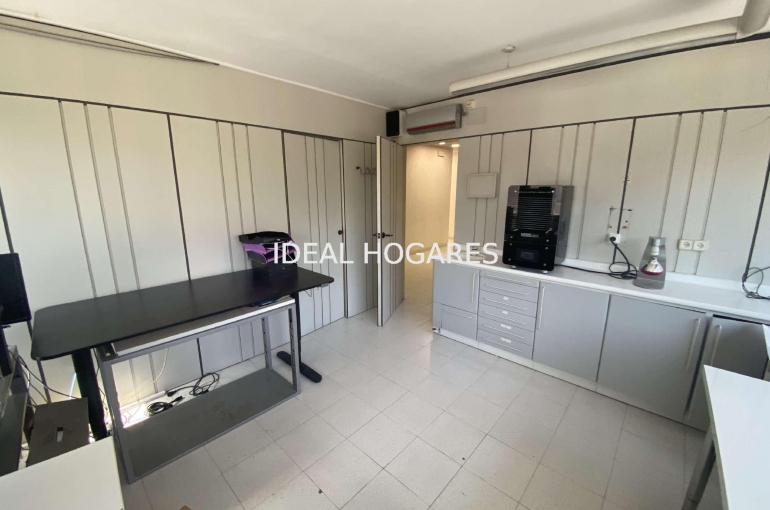Vivienda-Apartamento-OFICINA EXCLUSIVA EN LES CORTS – LUZ NAT 7
