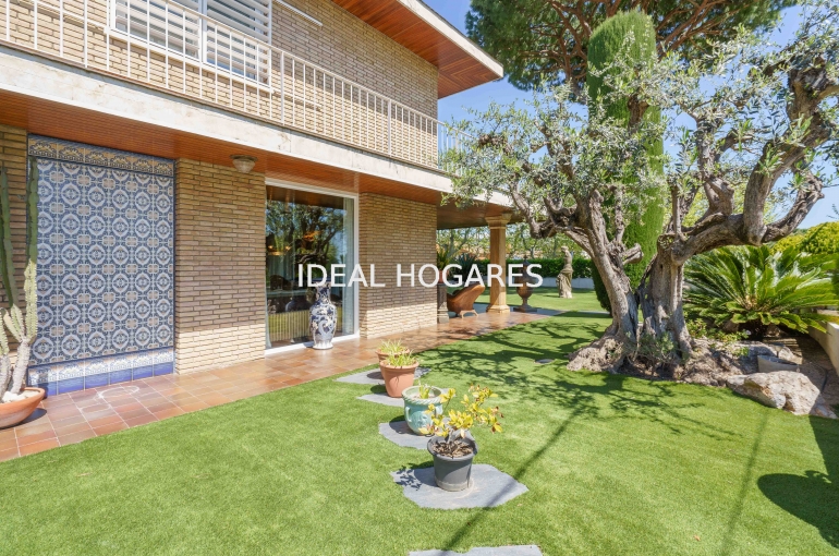 Vivienda-Casa-VILLA DE ESTILO INGLÉS EN TIANA, DONDE E 10