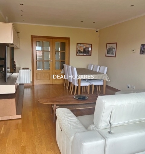 Vivienda-Piso-AMPLIO Y LUMINOSO PISO CON ASCENSOR EN A 17