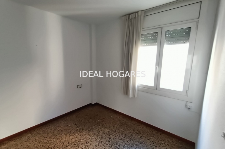 Vivienda-Piso-PISO LUMINOSO CON ORIENTACIÓN SUR JUNTO  24