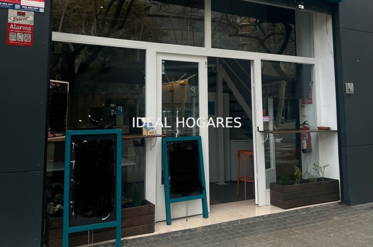 Negocio-Bar-**TRASPASO LOCAL DE RESTAURACIÓN C2 CON  4