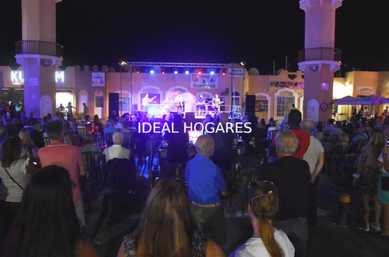 Negocio-Bar-BAR DE COPAS CON AMPLIA TERRAZA EN EL PU 3