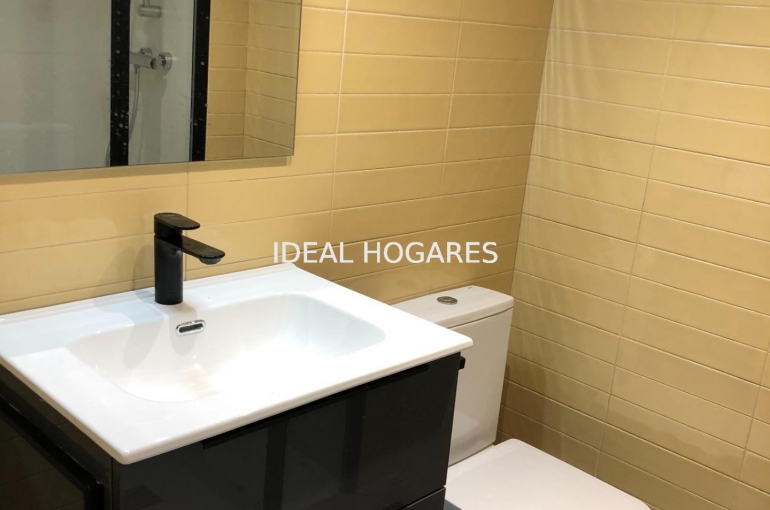 Vivienda-Piso-PISO EN VENTA EN CALLE SANTA ELENA – INV 9