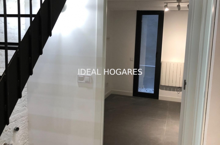 Vivienda-Piso-PISO EN VENTA EN CALLE SANTA ELENA – INV 15