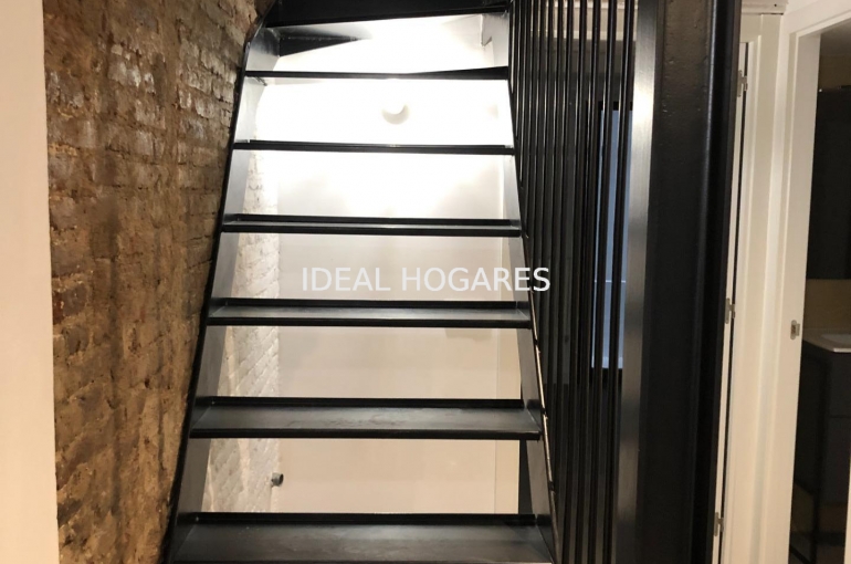 Vivienda-Piso-PISO EN VENTA EN CALLE SANTA ELENA – INV 24