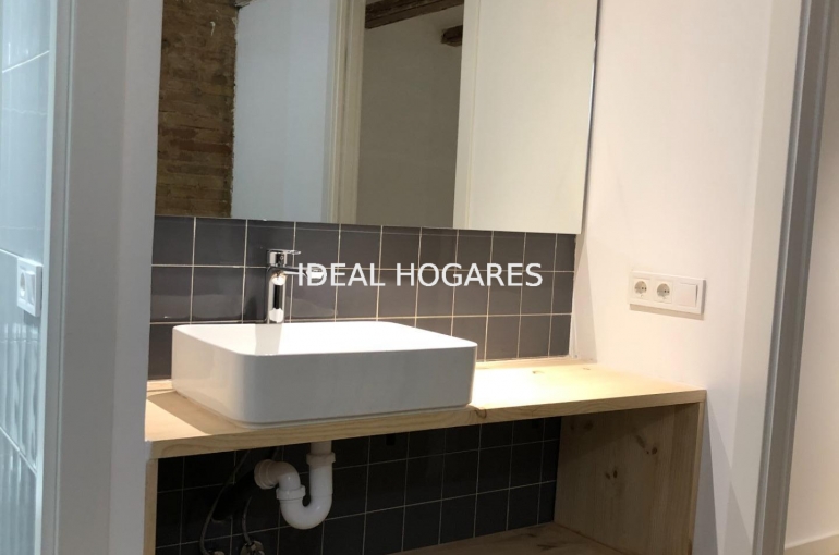 Vivienda-Piso-PISO EN VENTA EN CALLE SANTA ELENA – INV 35